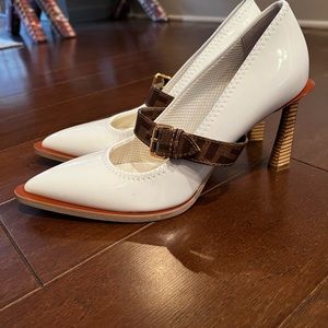 Fendi zucca Mary Jane pumps white patent size 40